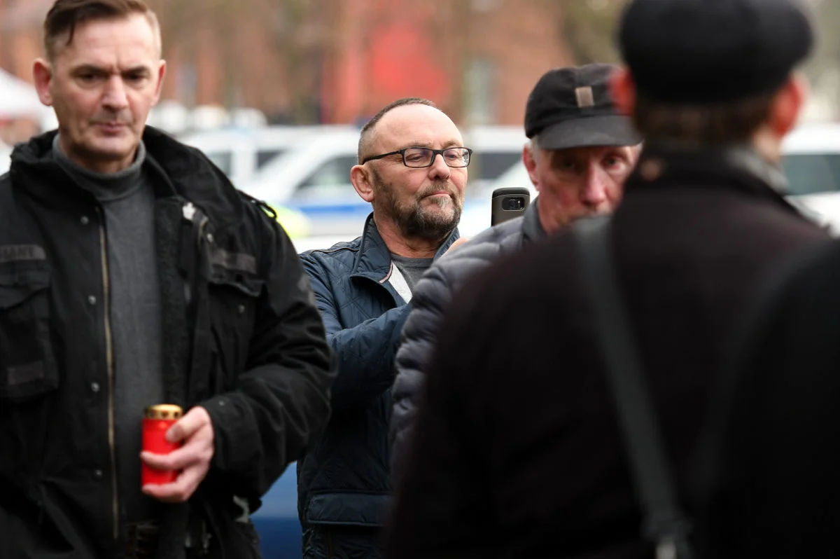 Andreas Iloff links neben Frank Magnitz bei der Kundgebung in Kirchweyhe 2018. Foto: Recherche Nord.